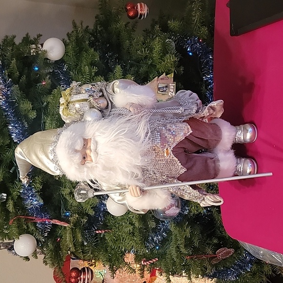 Source Unknown Other - Silver Santa Claus Christmas Figure 18"